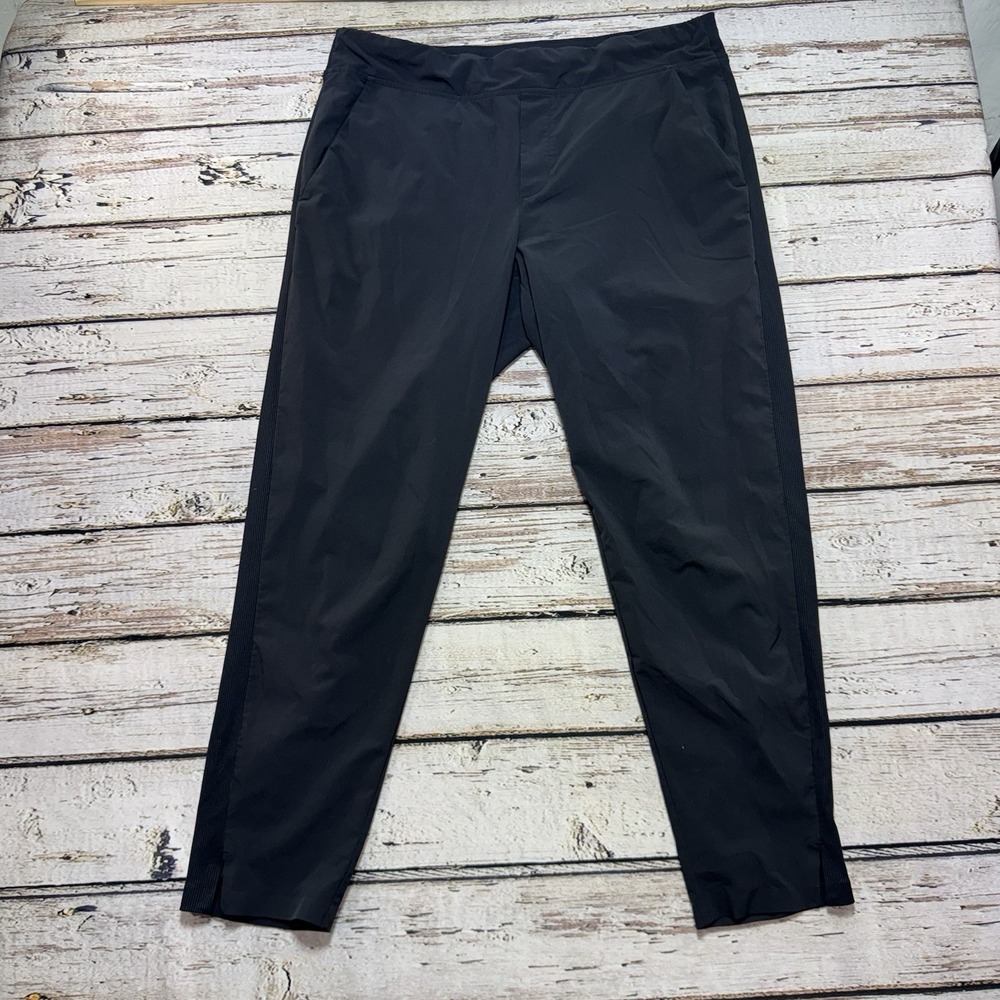 Athleta Brooklyn Ankle Pants Women's 12 Black Stash Pocket Nylon Stretch